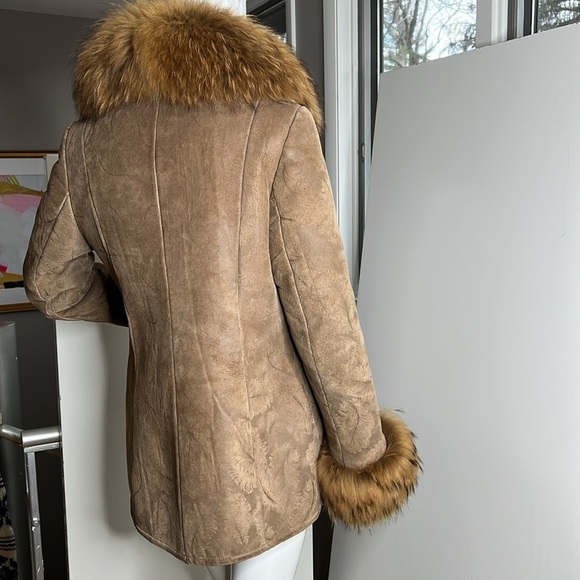 Natural Sz 6-8 Shearling with Real
Fox Fur Hidden Front Zipper Car Jacket Coat - Picture 12 of 16